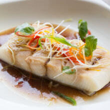 Pescado Con Salsa De Cebolla